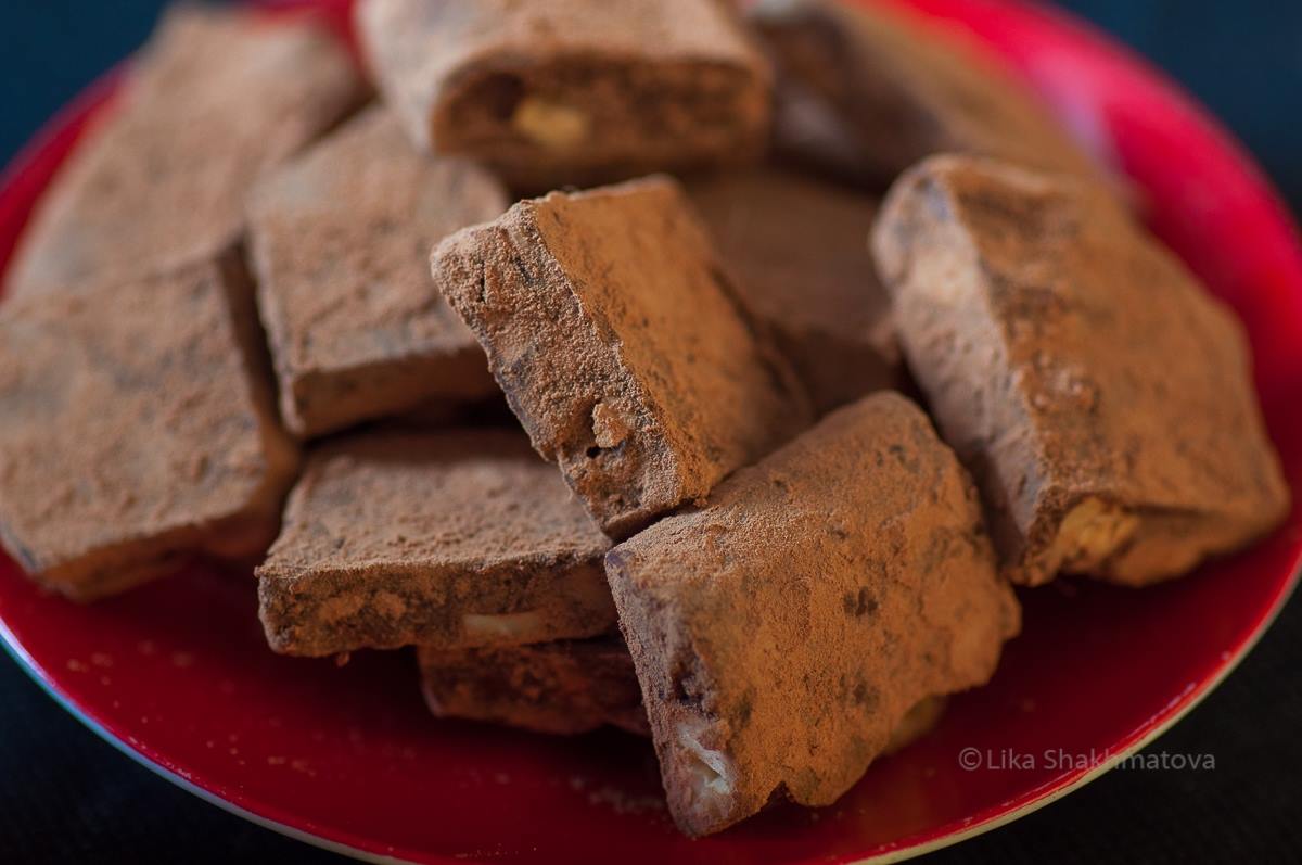 Шоколадно-арахисовые кето плитки